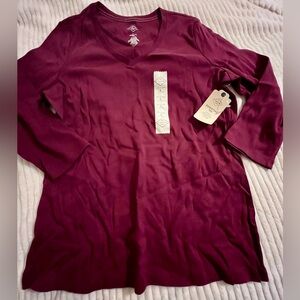 St John’s Bay Women's 3/4 Long Sleeve Tee